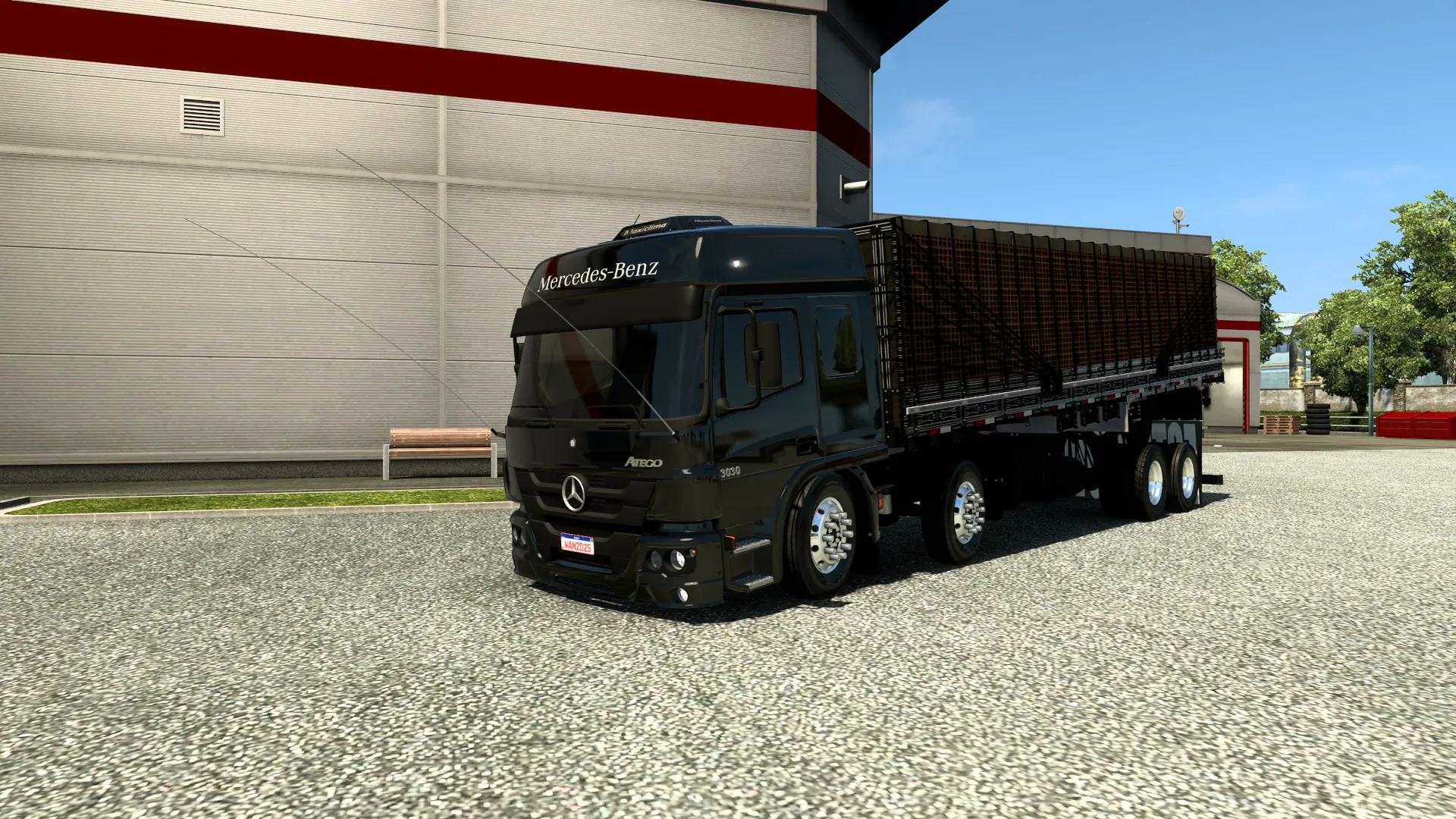 ATEGO 3030 8x2 VERDUREIRO